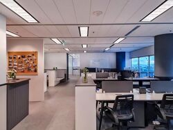 Gateway East (D7), Office #630128141
